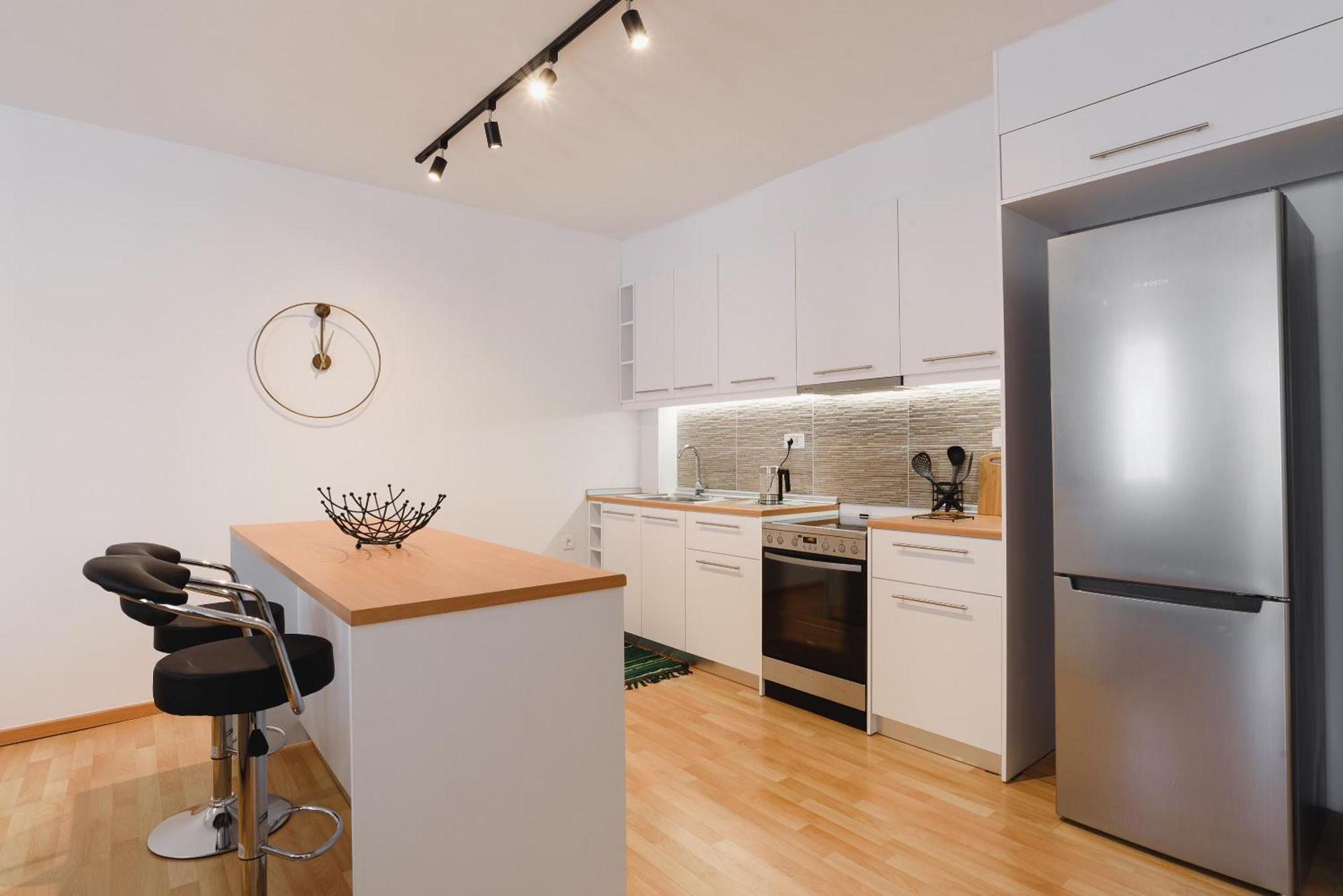 Mandraki City Center Apartments Rhodes City Bagian luar foto